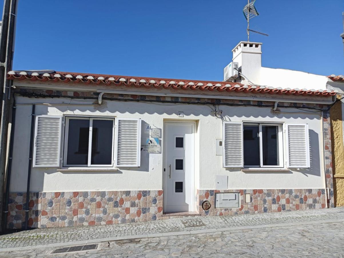 Casa Ponto De Encontro Villa Almodovar Luaran gambar